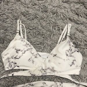 MARBLE CROSS BIKINI TOP